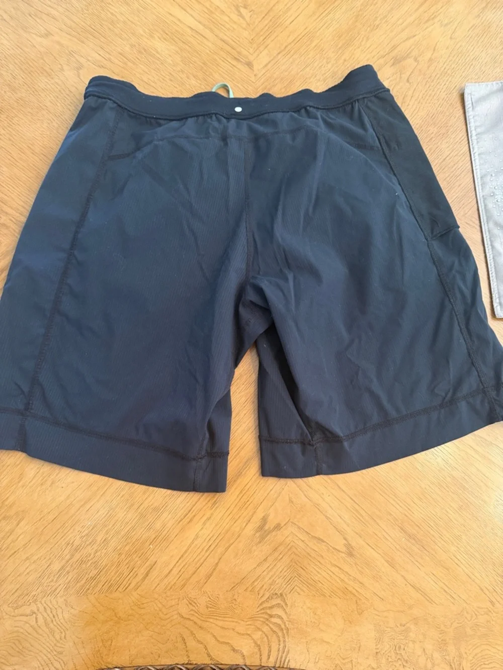 lululemon athletica Men's Black Athletic Shorts